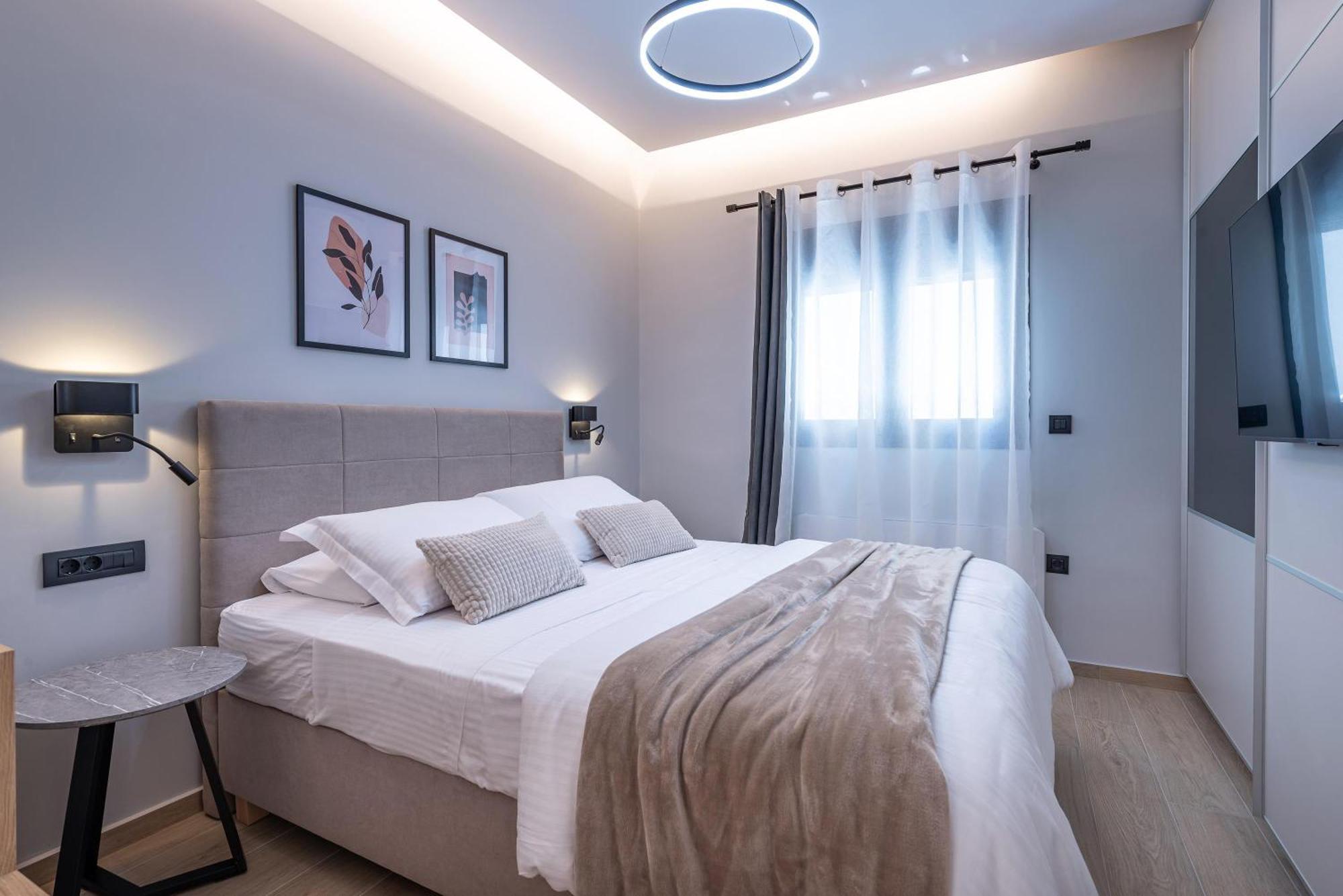 Fd Luxury Suites นาฟปลิโอ ภายนอก รูปภาพ