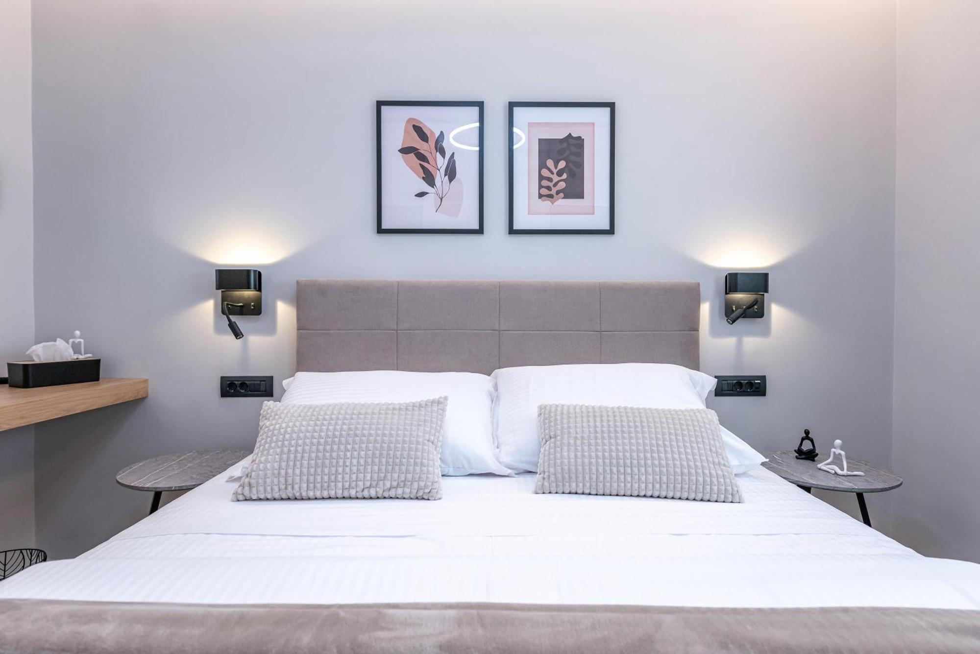 Fd Luxury Suites นาฟปลิโอ ภายนอก รูปภาพ