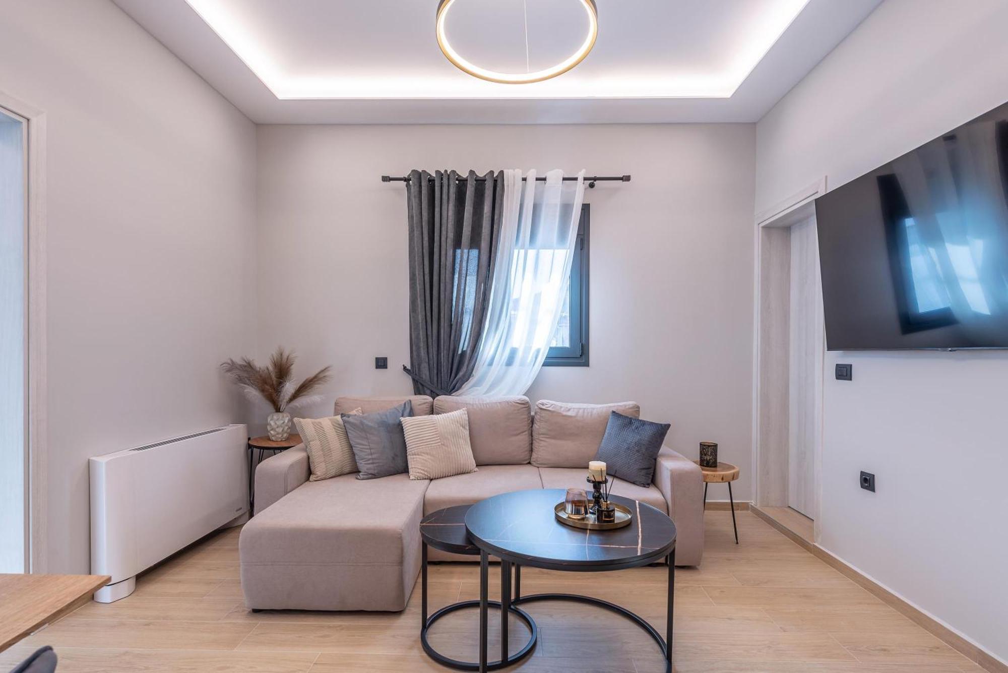 Fd Luxury Suites นาฟปลิโอ ภายนอก รูปภาพ