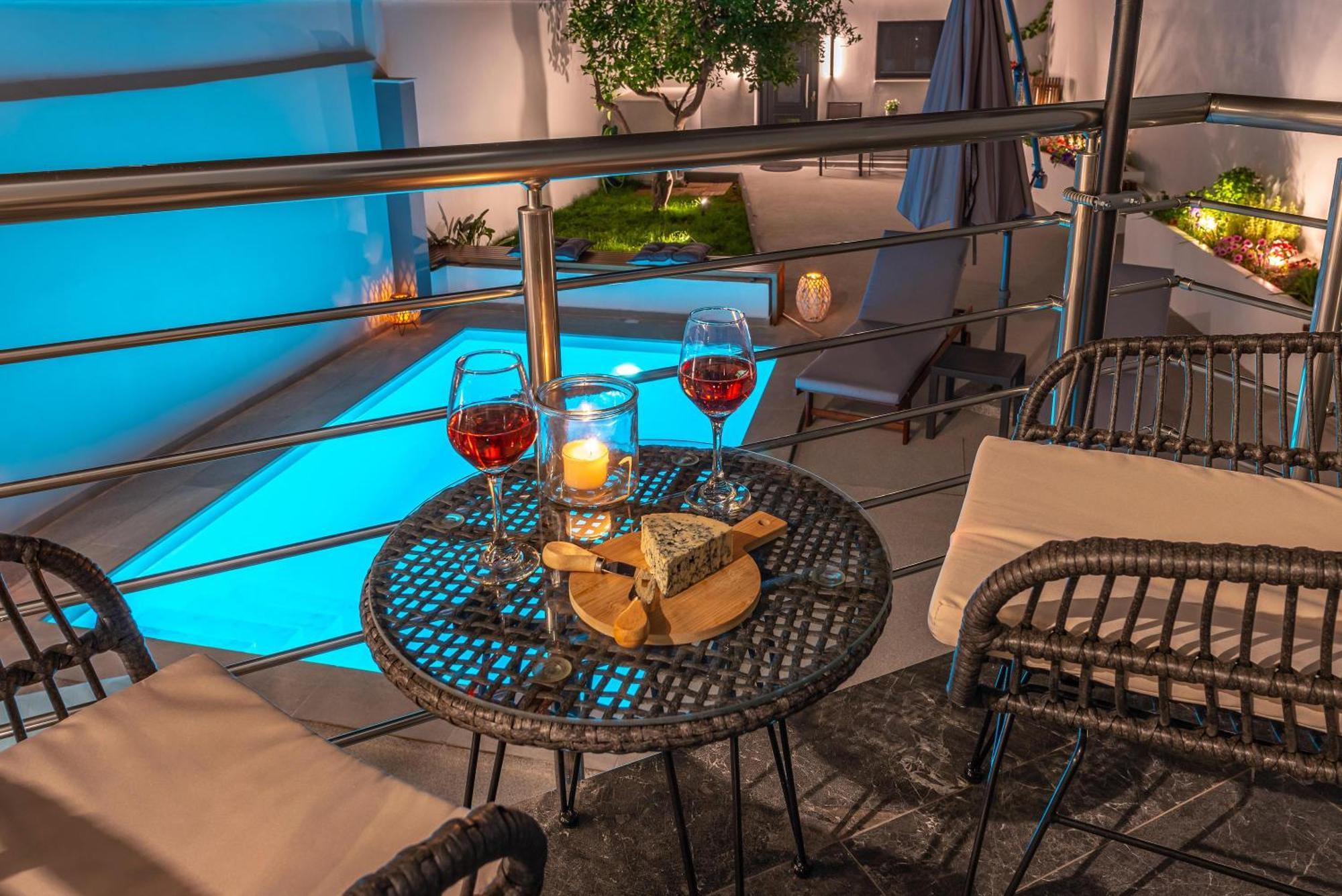 Fd Luxury Suites นาฟปลิโอ ภายนอก รูปภาพ